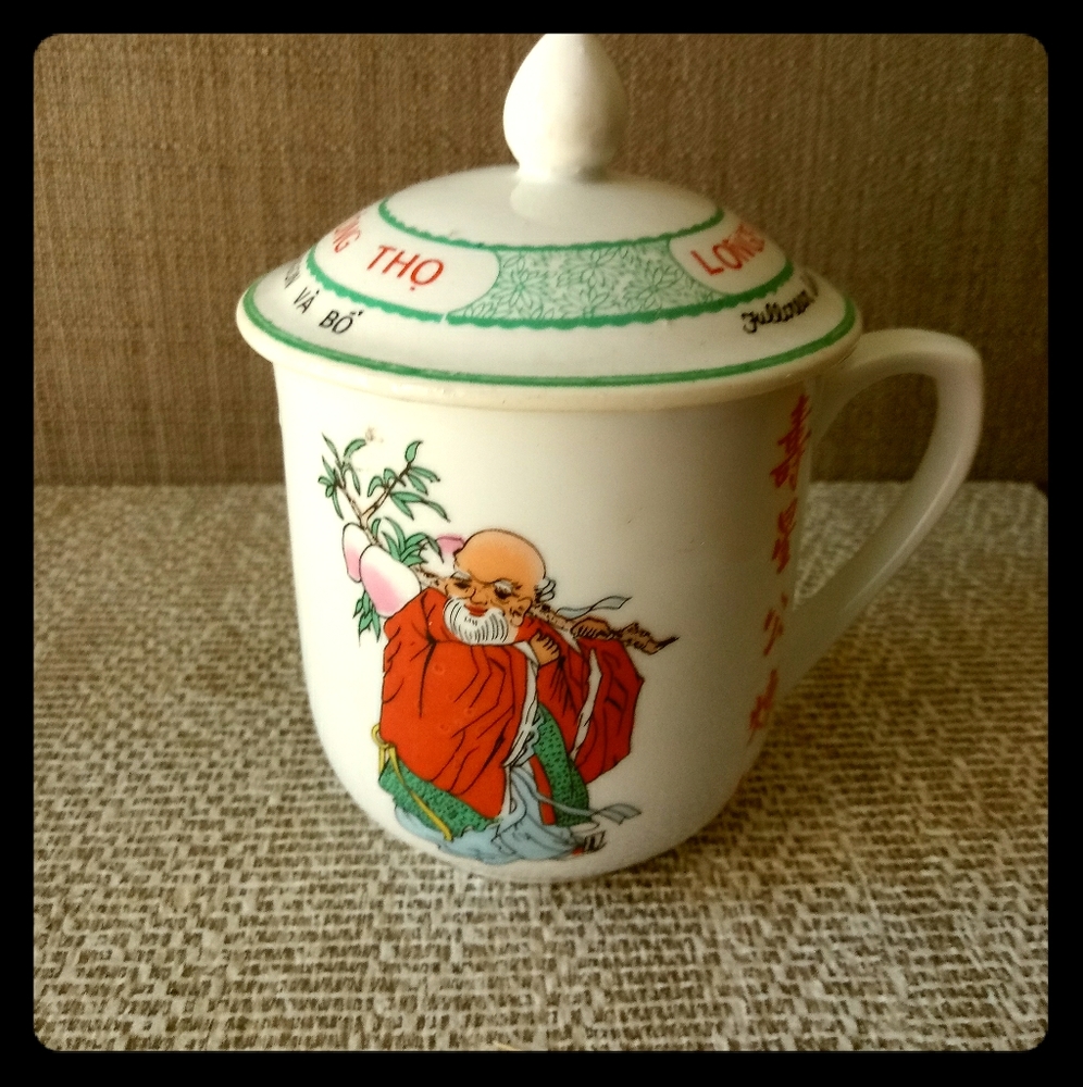 Unique Antique Chinese mug with cover